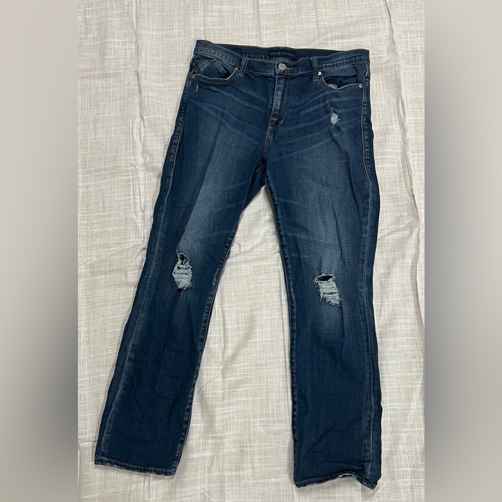 Rock & Republic Distressed Straight Leg Dark Wash Jeans